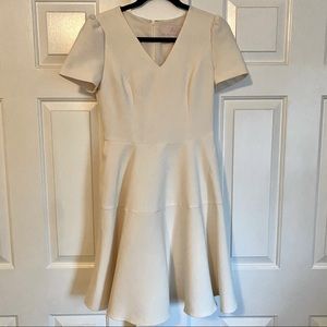 NWT Gal Meets Glam Kate Dress | Color: Cream | Size: 6